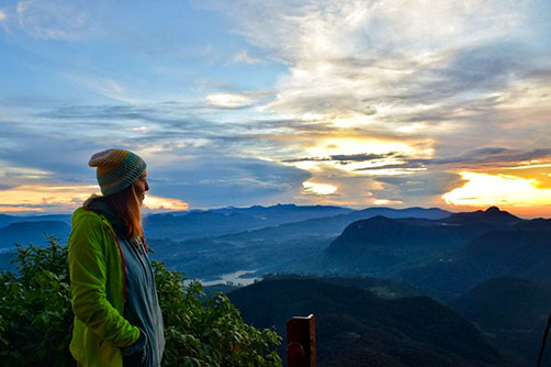 adams-peak-sri-pada-hiking