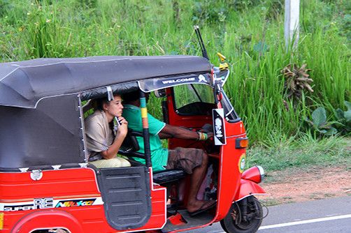 sri lanka tuk tuk