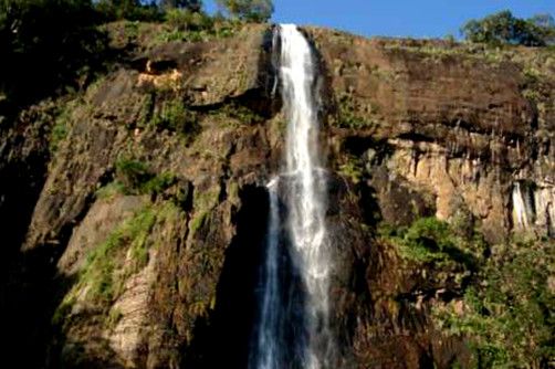 waterfalls-bambarakanda